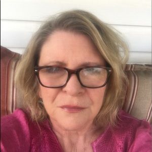 Meet your Posher, Pam